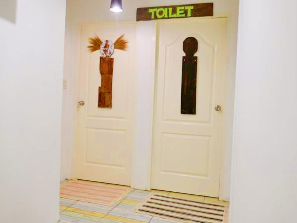 First 1 Boutique Hostel At Sukhumvit 1 Bangkok Eksteriør bilde