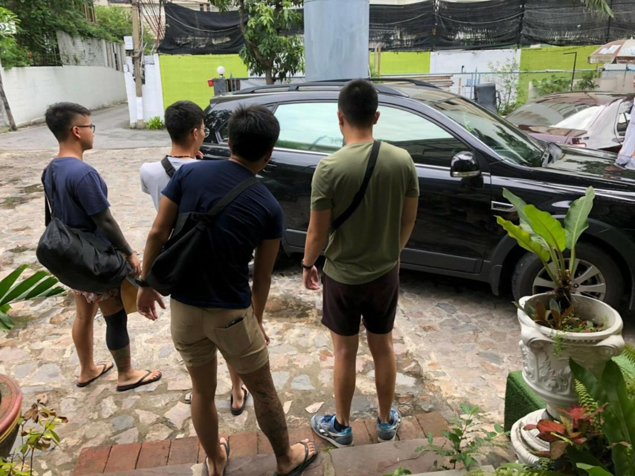 First 1 Boutique Hostel At Sukhumvit 1 Bangkok Eksteriør bilde